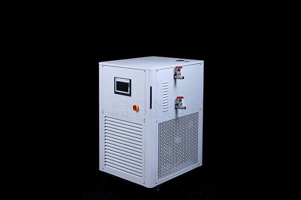 展望一下高低溫一體機(jī)的未來(lái)發(fā)展道路