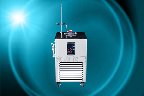 如何解決高低溫恒溫槽可能出現(xiàn)的結冰現(xiàn)象 如何解決高低溫恒溫槽可能出現(xiàn)的結冰現(xiàn)象