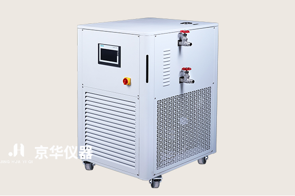 高低溫一體機(jī)風(fēng)冷和水冷的區(qū)別 高低溫一體機(jī)風(fēng)冷和水冷的區(qū)別